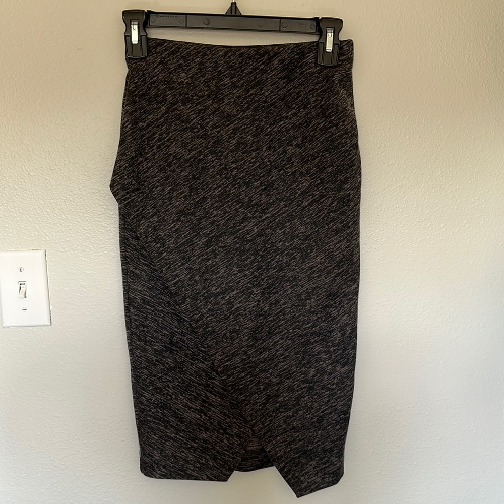 H&M women’s business casual skirt. Size xs